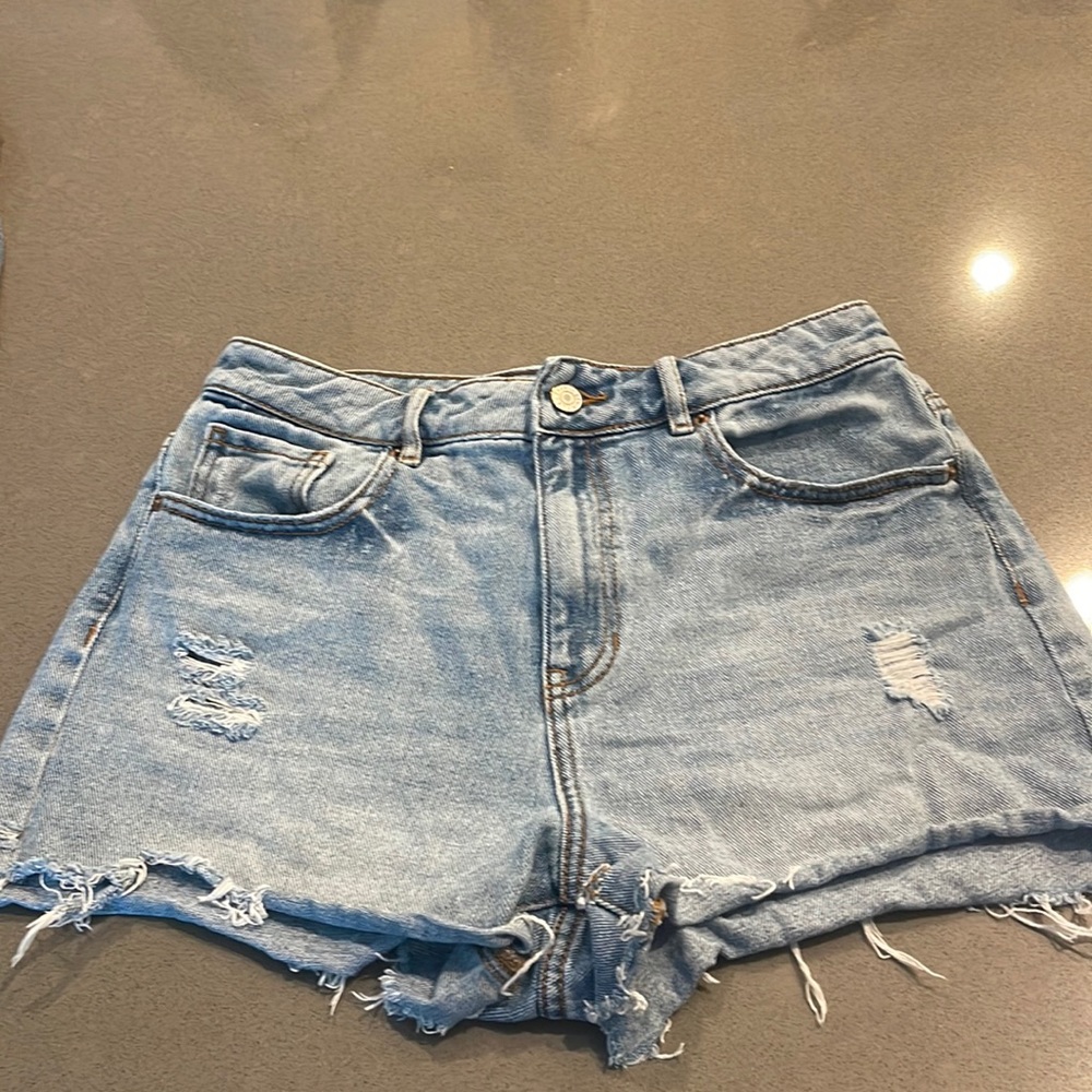 denim Pacsun mom shorts size 27. Worn once